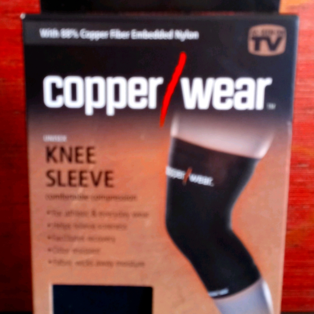 Copper wear knee sleeve